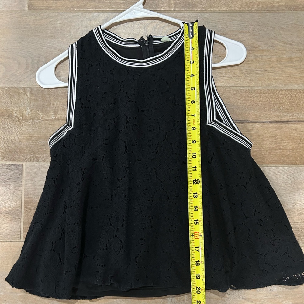 Project RUNWAY Black Lace Tank Top - Picture 2 of 4